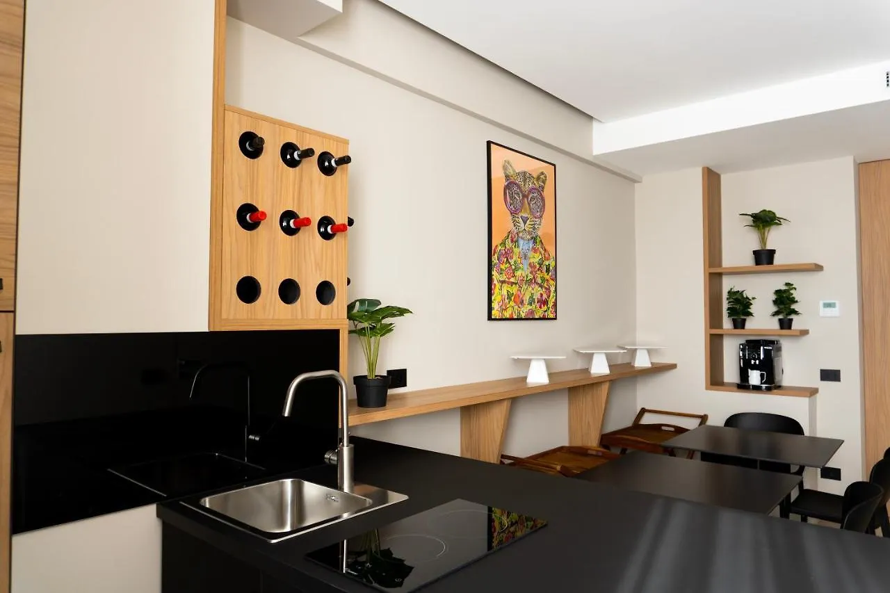 Zoe Luxury Suites Katania