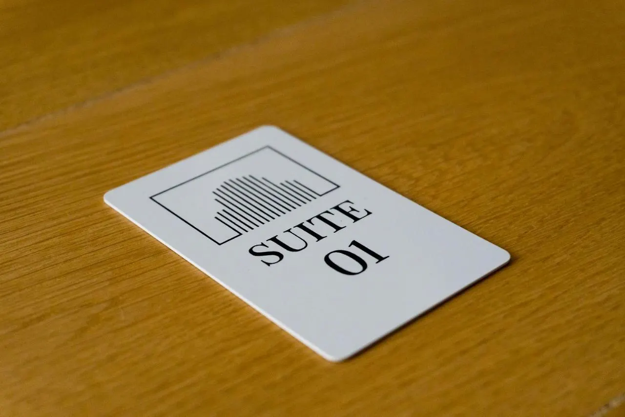 Zoe Luxury Suites CTA