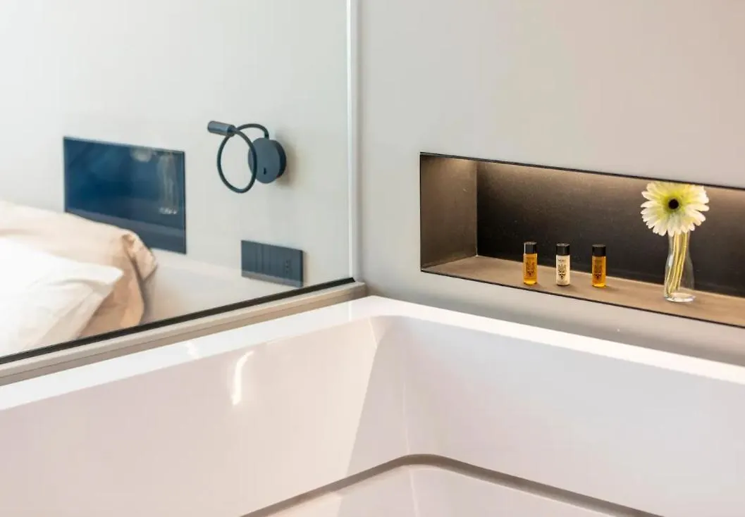 Zoe Luxury Suites Katania 0*,